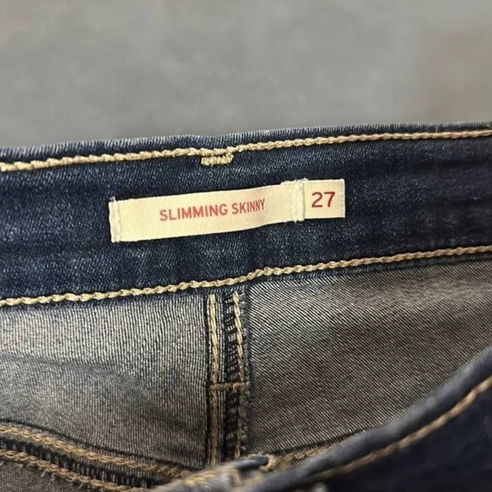 Levis Jeans Womens 27 Blue Skinny Dark Wash‎ Slimming Stretch Casual Minimalist